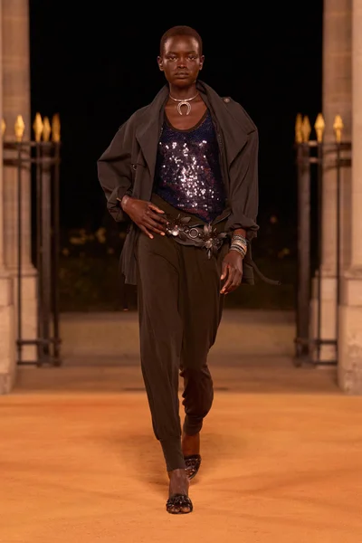 Look 59